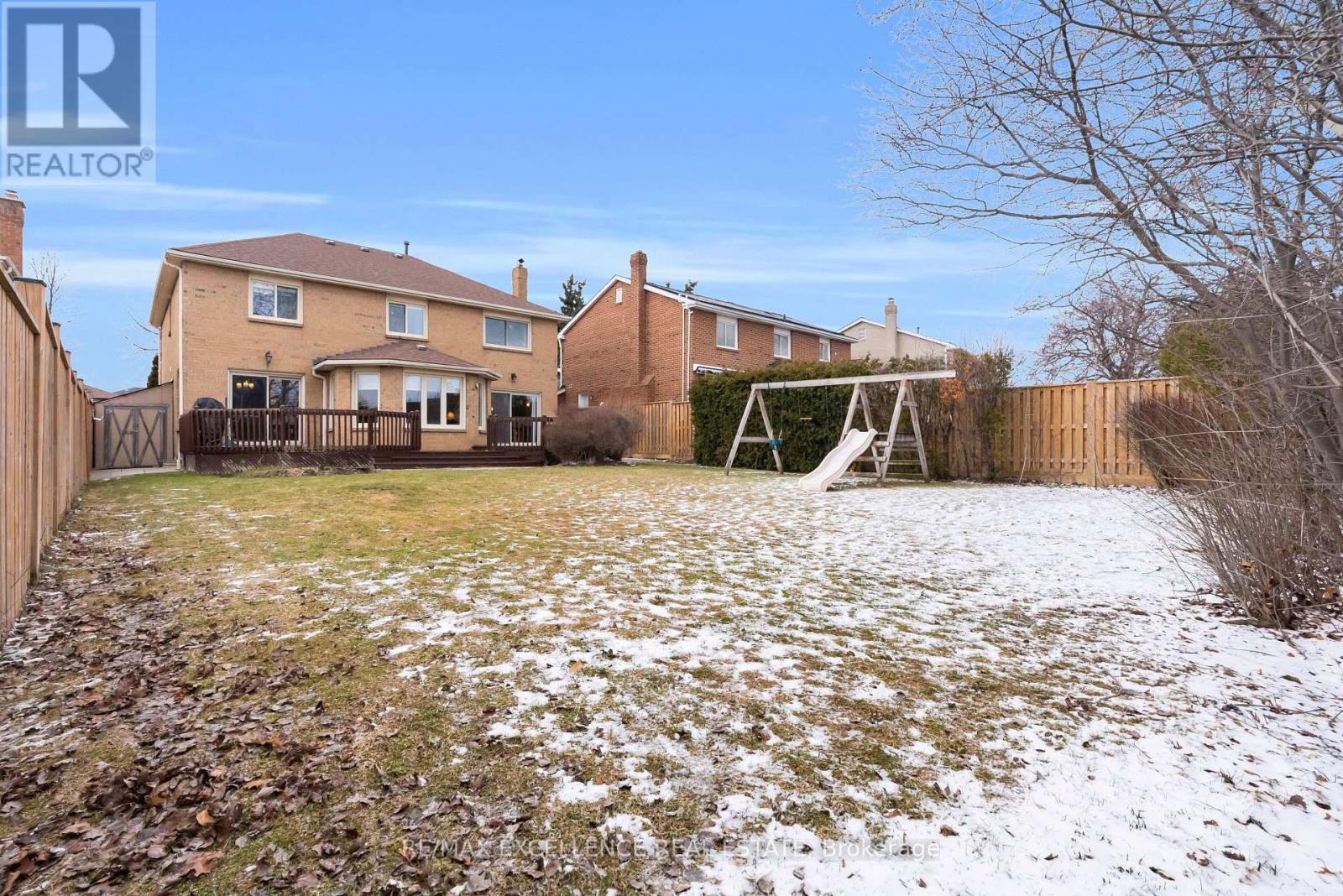 30 Northumberland Place, Brampton, Ontario  L6S 4E5 - Photo 43 - W12898122