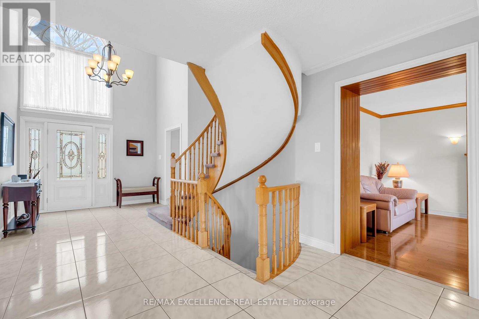 30 Northumberland Place, Brampton, Ontario  L6S 4E5 - Photo 6 - W12898122