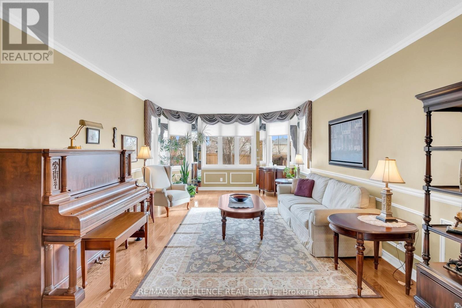 30 Northumberland Place, Brampton, Ontario  L6S 4E5 - Photo 9 - W12898122