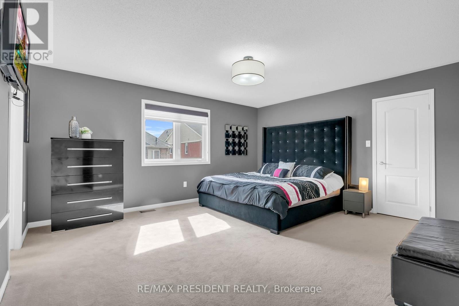 306 Pringle Avenue, Milton, Ontario  L9T 7N2 - Photo 32 - W12898138