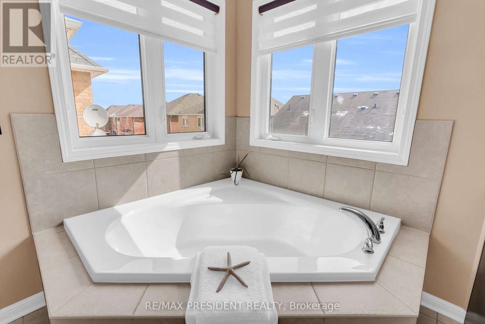 306 Pringle Avenue, Milton, Ontario  L9T 7N2 - Photo 37 - W12898138