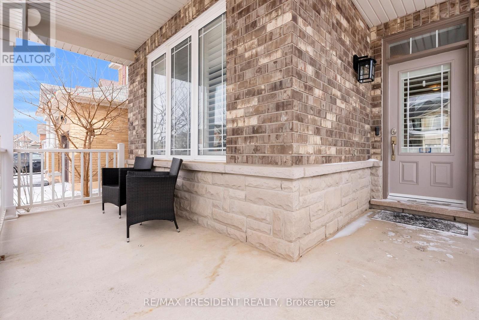 306 Pringle Avenue, Milton, Ontario  L9T 7N2 - Photo 8 - W12898138