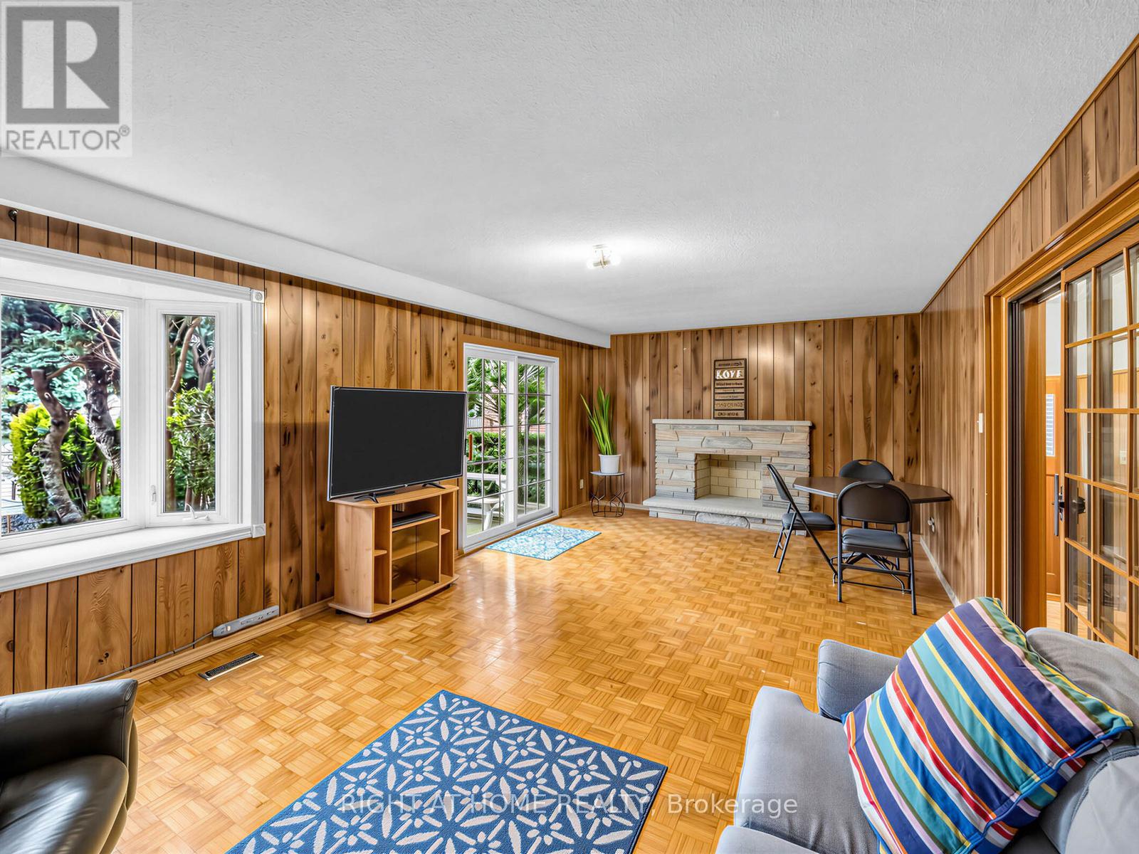 3209 Lednier Terrace, Mississauga, Ontario  L4Y 3Z7 - Photo 17 - W12898146