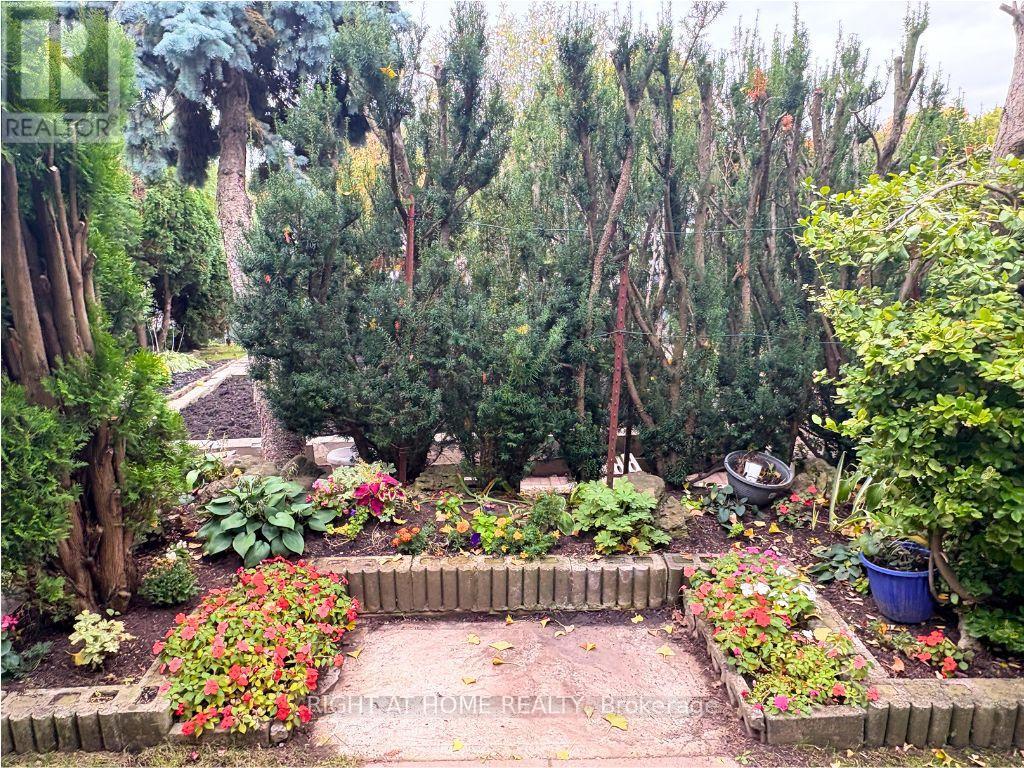 3209 Lednier Terrace, Mississauga, Ontario  L4Y 3Z7 - Photo 27 - W12898146