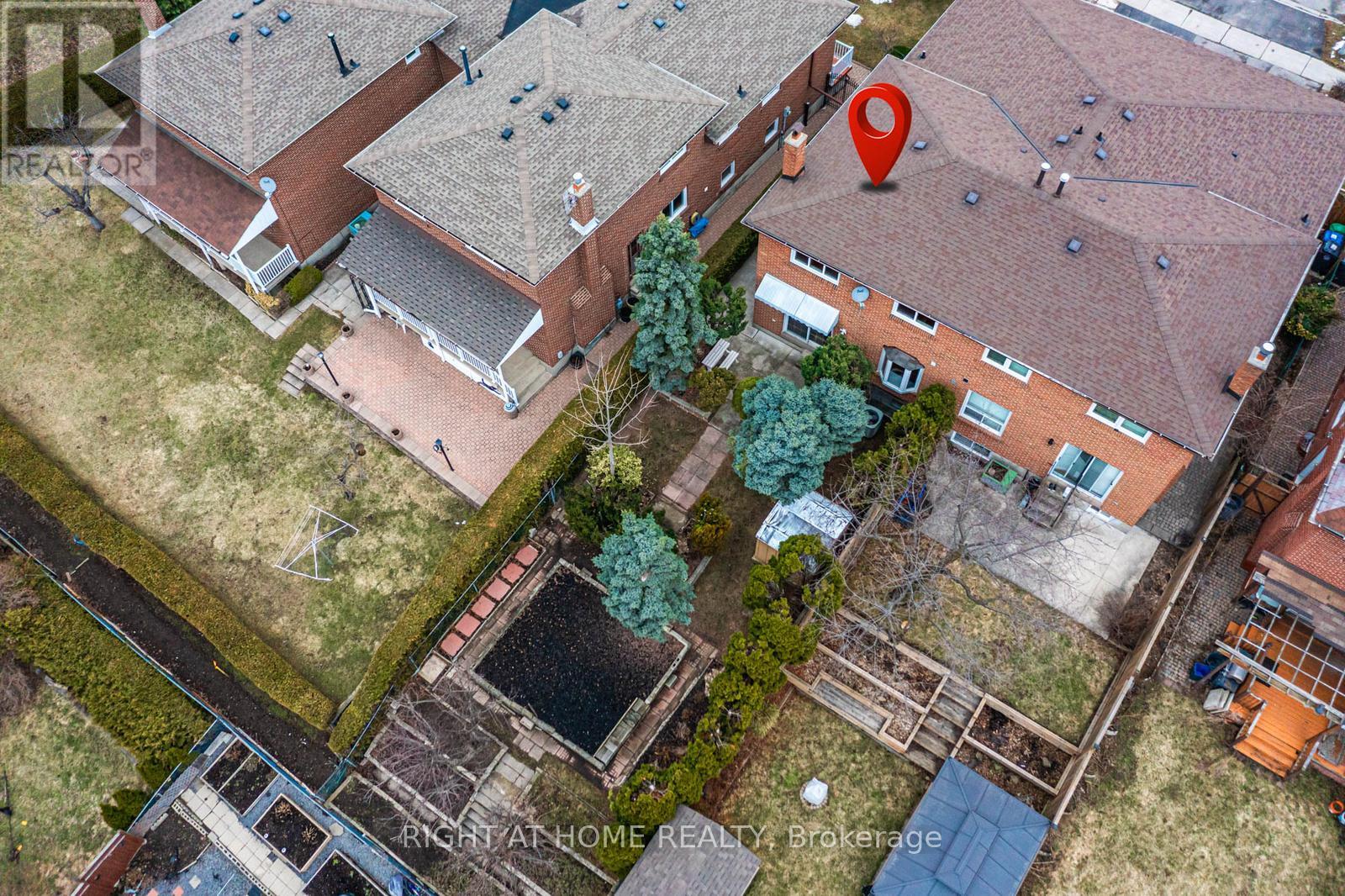 3209 Lednier Terrace, Mississauga, Ontario  L4Y 3Z7 - Photo 28 - W12898146