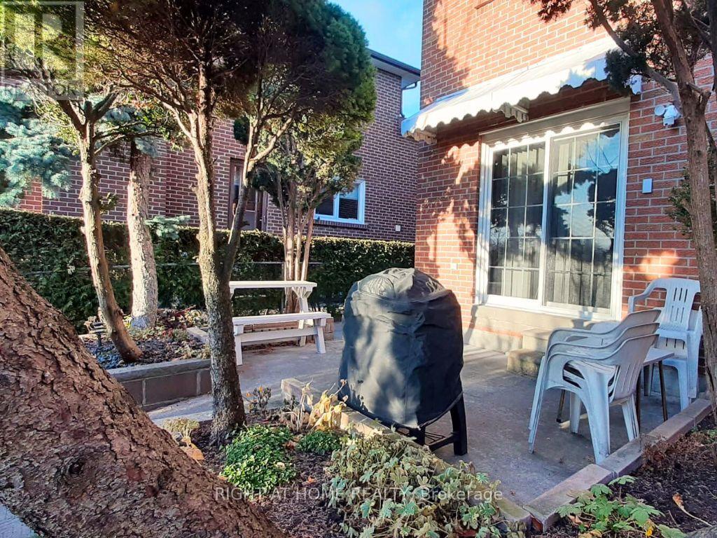 3209 Lednier Terrace, Mississauga, Ontario  L4Y 3Z7 - Photo 31 - W12898146