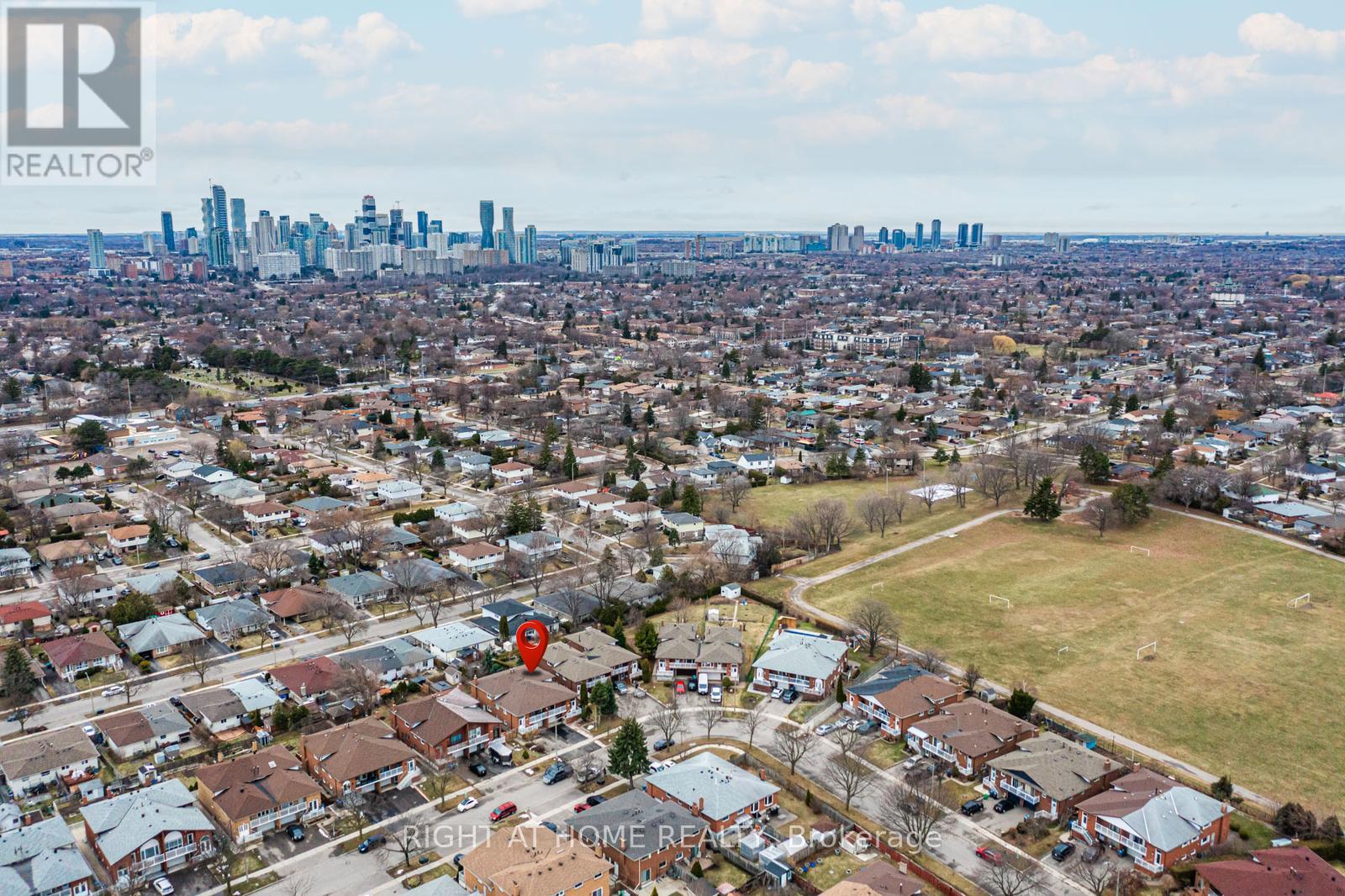 3209 Lednier Terrace, Mississauga, Ontario  L4Y 3Z7 - Photo 36 - W12898146