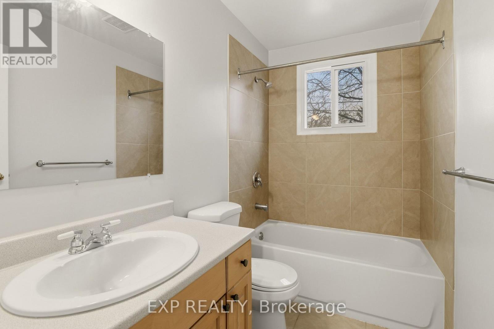 226 Spencleys Lane, Peterborough, Ontario  K9H 1R9 - Photo 19 - X12898130