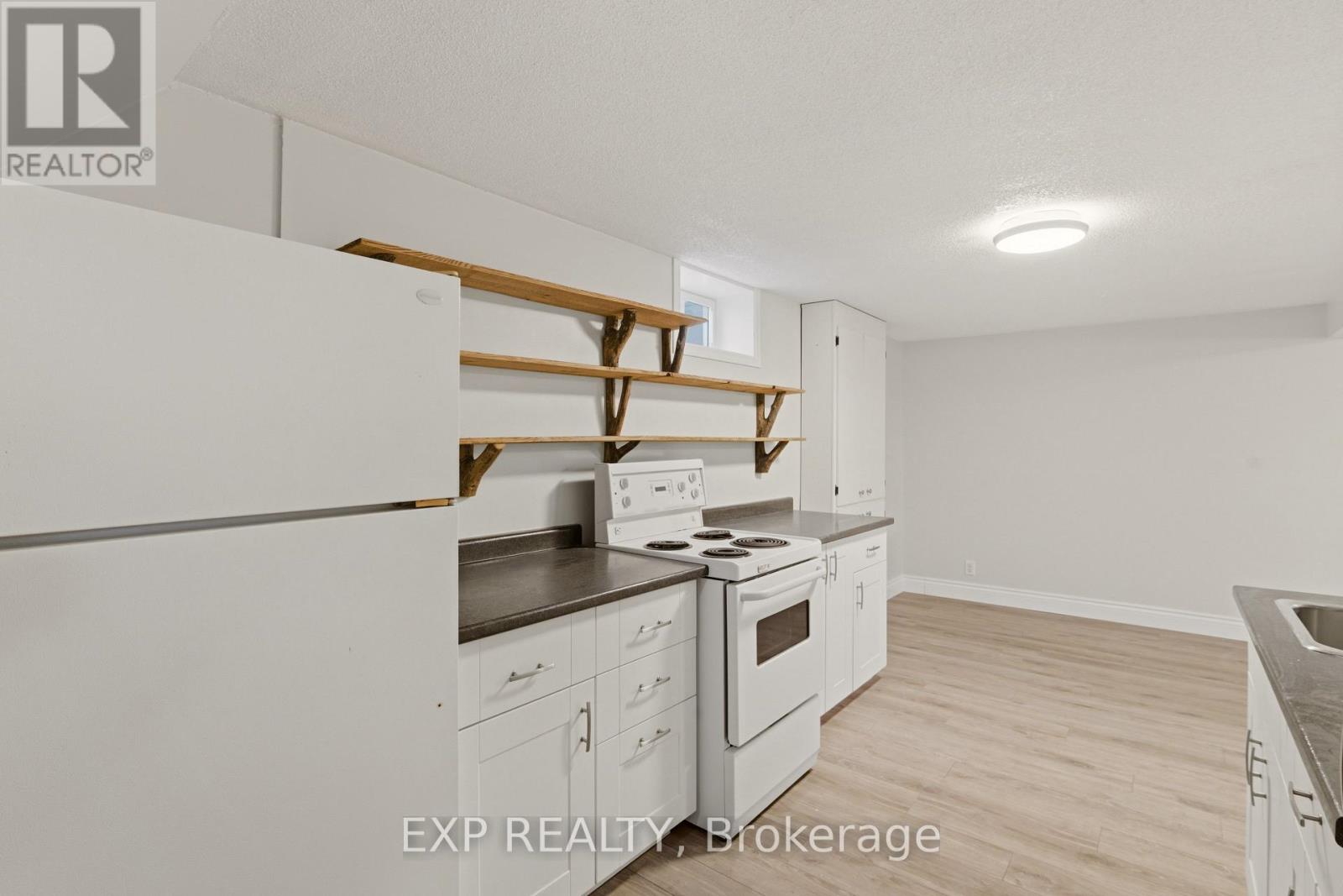 226 Spencleys Lane, Peterborough, Ontario  K9H 1R9 - Photo 21 - X12898130