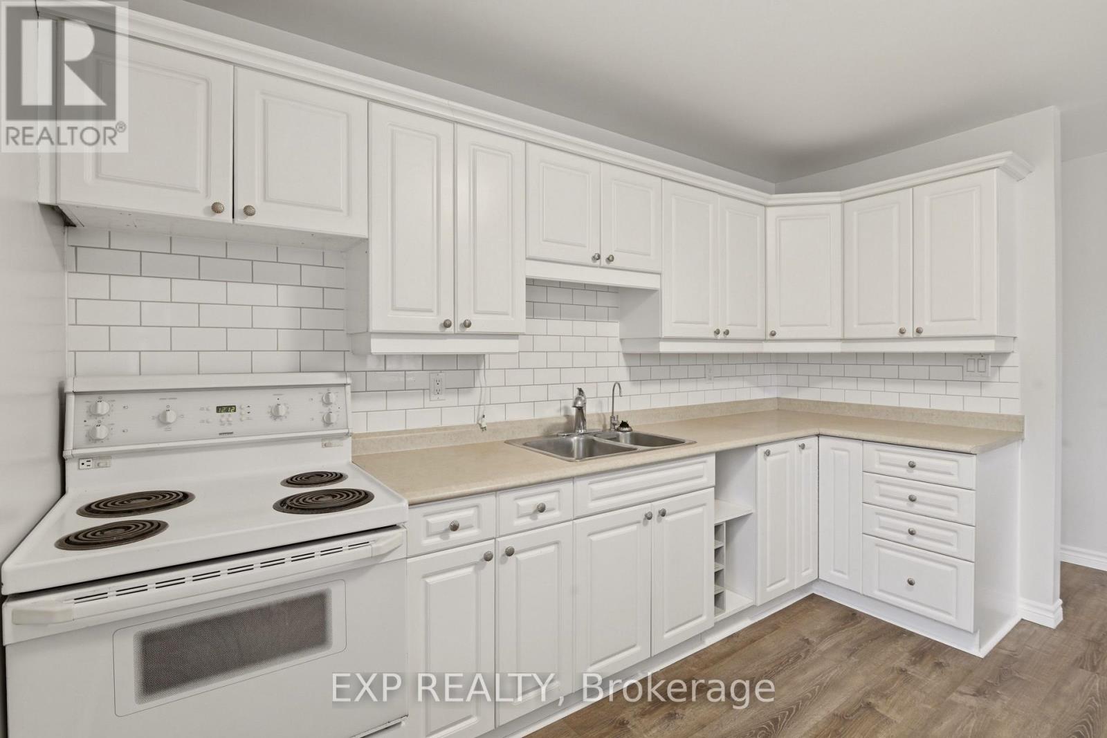 226 Spencleys Lane, Peterborough, Ontario  K9H 1R9 - Photo 9 - X12898130