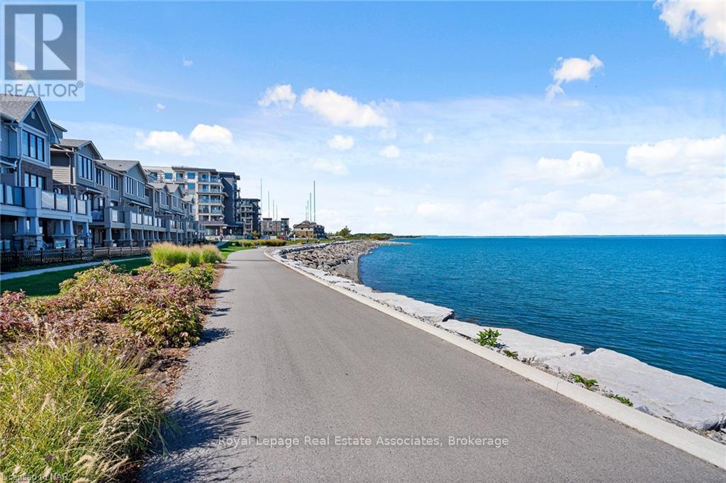 114 - 16 Concord Place, Grimsby, Ontario  L3M 0J1 - Photo 26 - X12898140