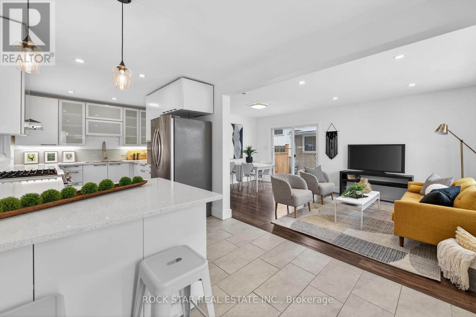 3075 Empire Place, Niagara Falls, Ontario  L2J 3L7 - Photo 7 - X12898154