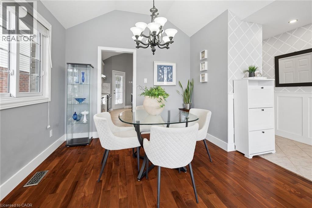 636 Fern Road, Waterloo, Ontario  N2V 2P8 - Photo 5 - 40811682