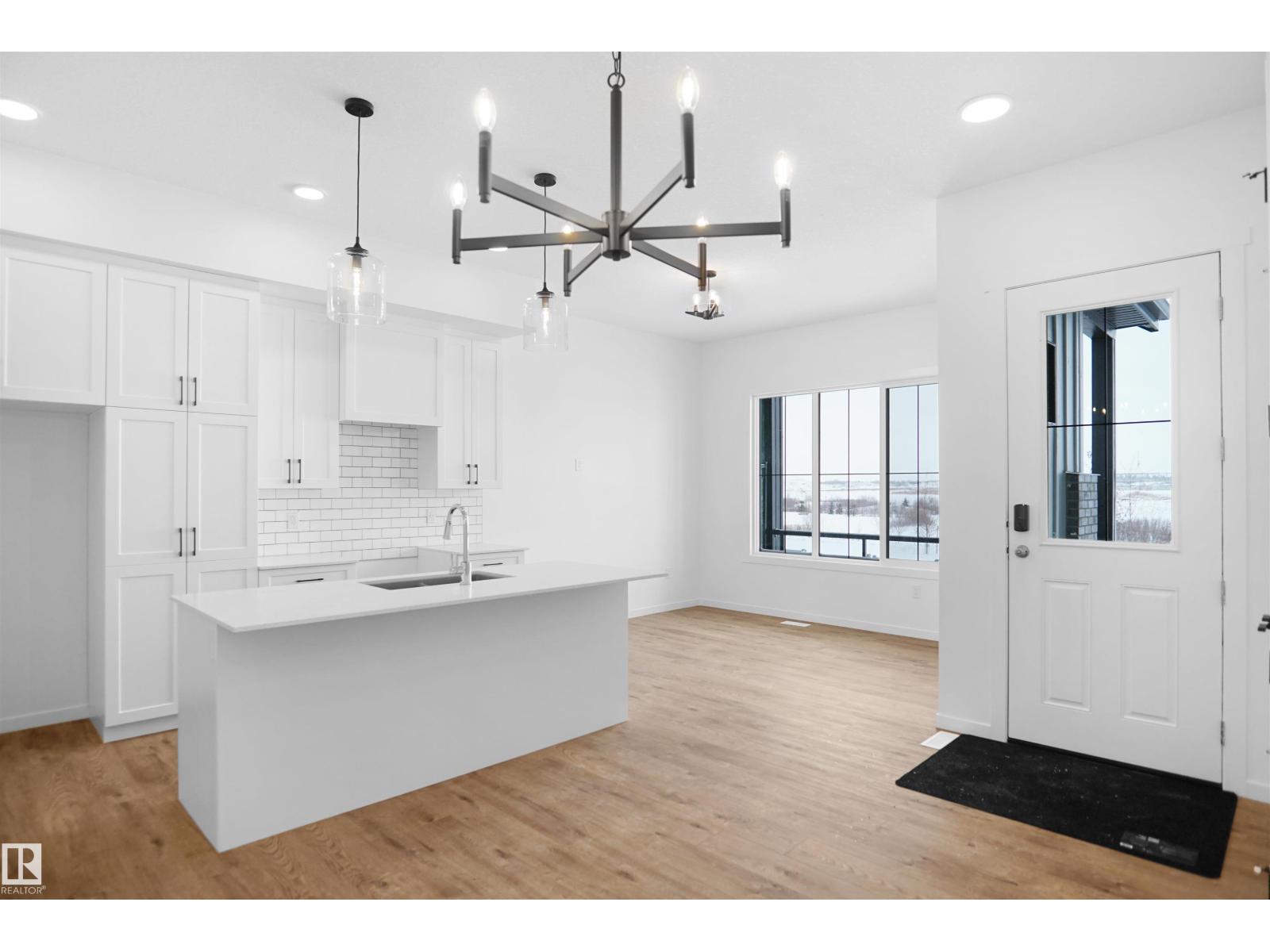 7515 Observer Ln Nw, Edmonton, Alberta  T5G 2S5 - Photo 8 - E4474919