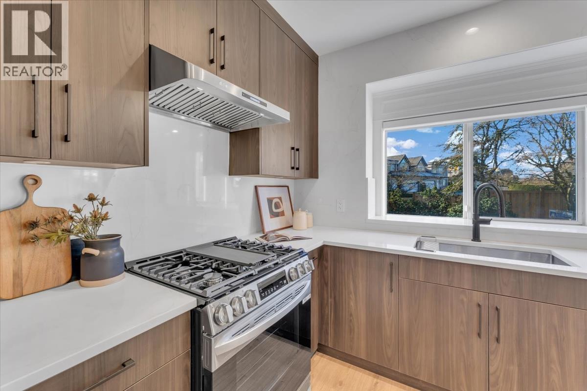 2594 Palisade Crescent, Port Coquitlam, British Columbia  V3C 6B2 - Photo 15 - R3100744