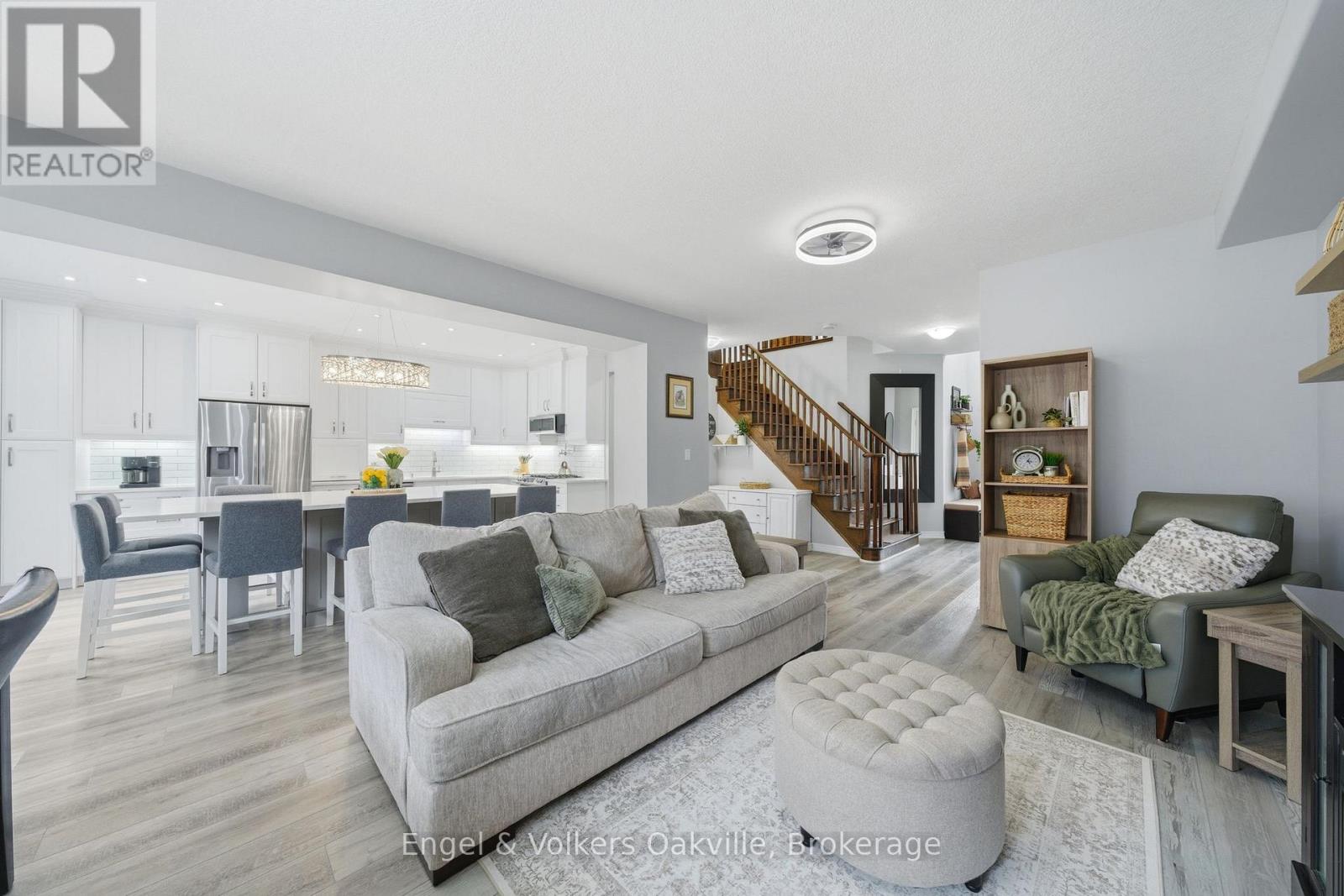 115 Pumpkin Pass, Hamilton, Ontario  L0R 1C0 - Photo 13 - X12898176