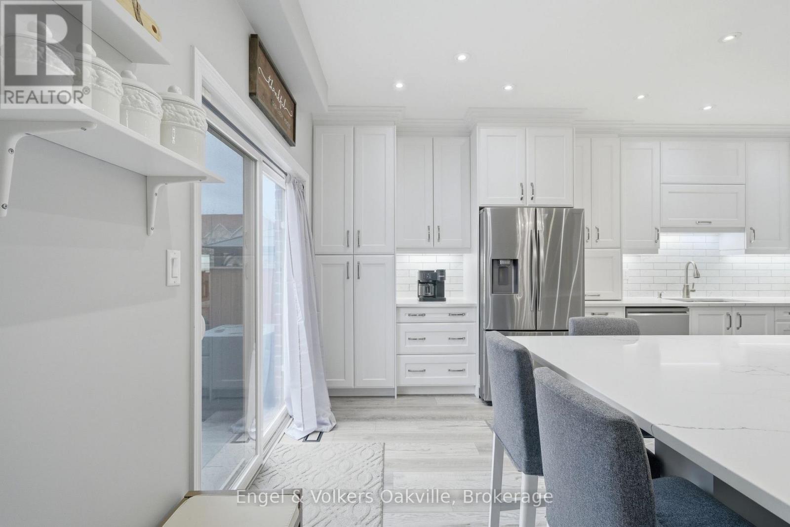 115 Pumpkin Pass, Hamilton, Ontario  L0R 1C0 - Photo 16 - X12898176