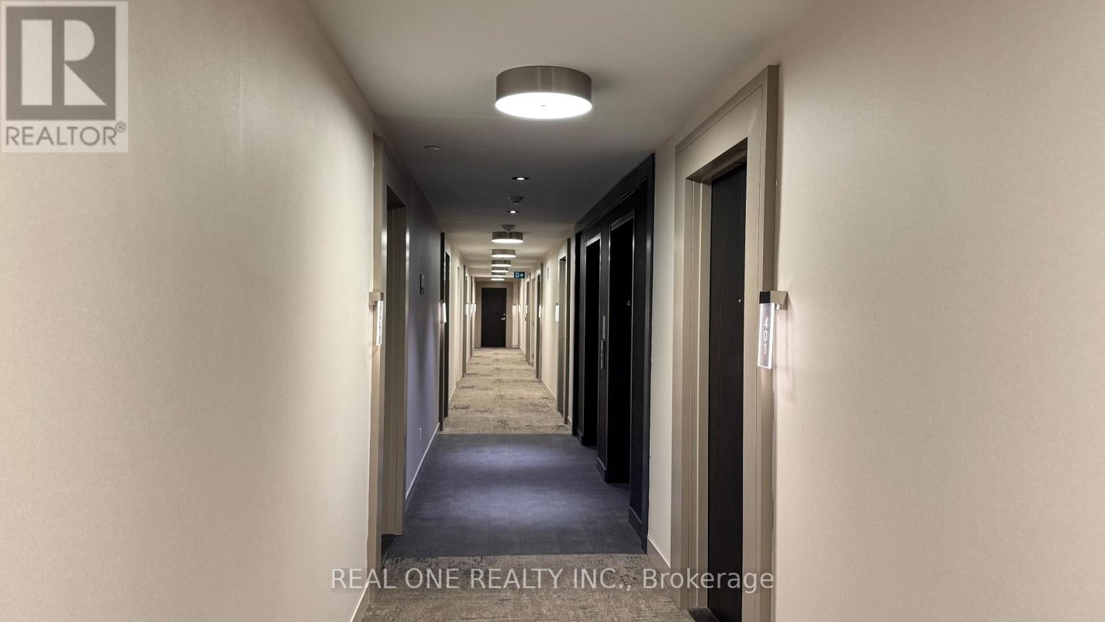 402 - 200 Sackville Street, Toronto, Ontario  M5A 0C4 - Photo 2 - C12898164