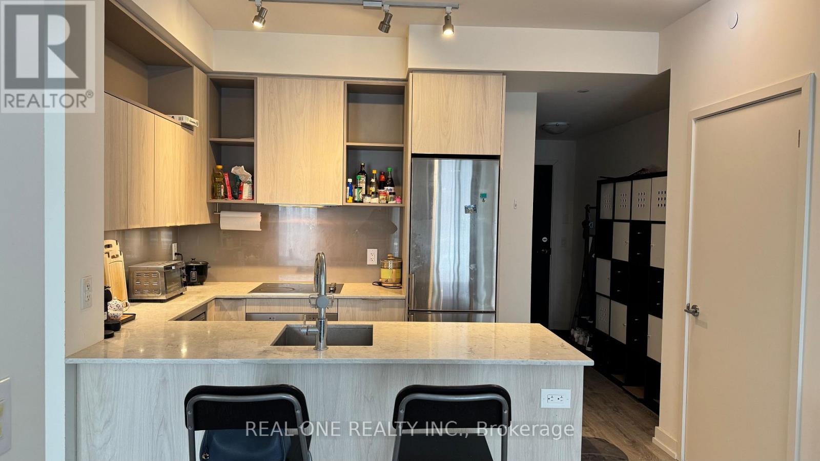 402 - 200 Sackville Street, Toronto, Ontario  M5A 0C4 - Photo 7 - C12898164