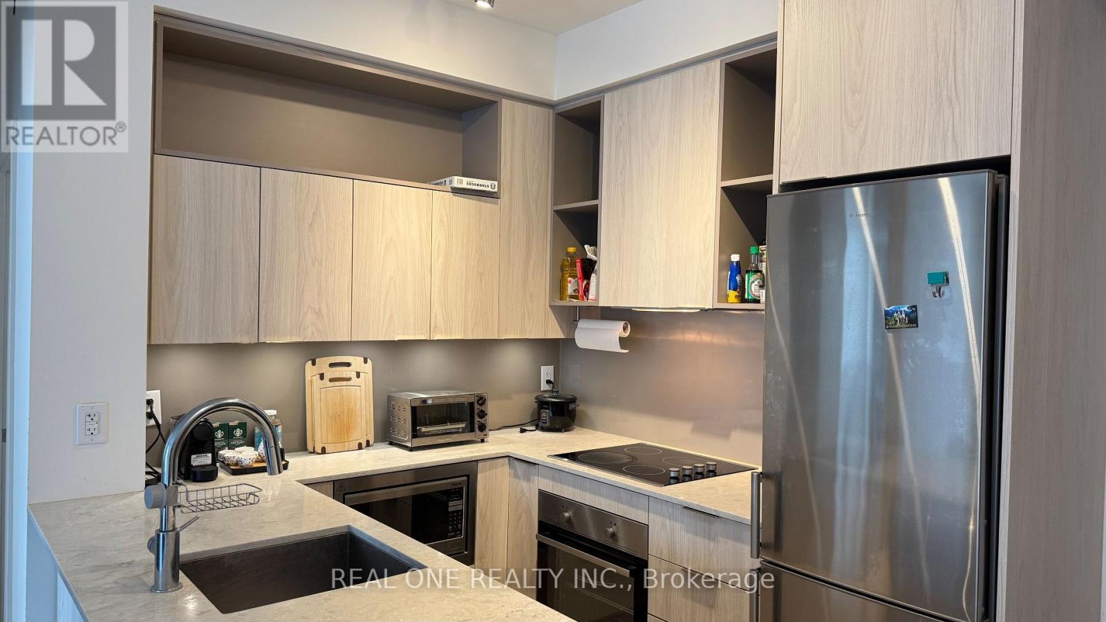 402 - 200 Sackville Street, Toronto, Ontario  M5A 0C4 - Photo 8 - C12898164