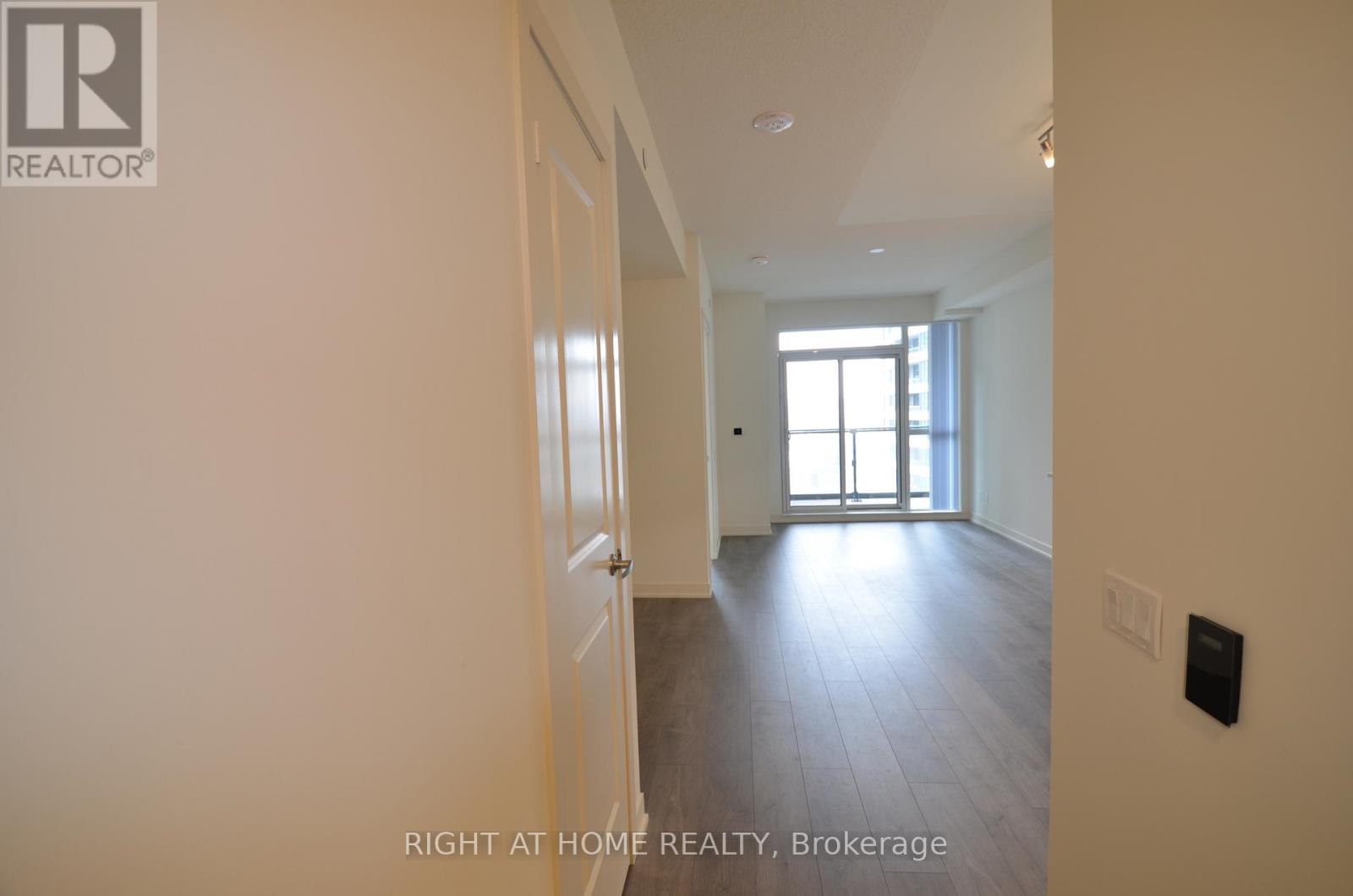 801 - 4955 Yonge Street, Toronto, Ontario  M2N 0L8 - Photo 4 - C12898174