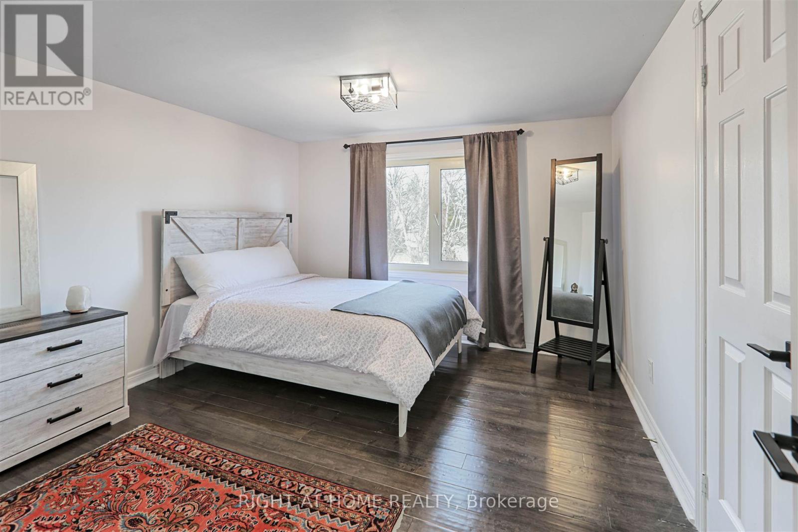 236 Mccaffrey Road, Newmarket, Ontario  L3X 1J3 - Photo 25 - N12898196