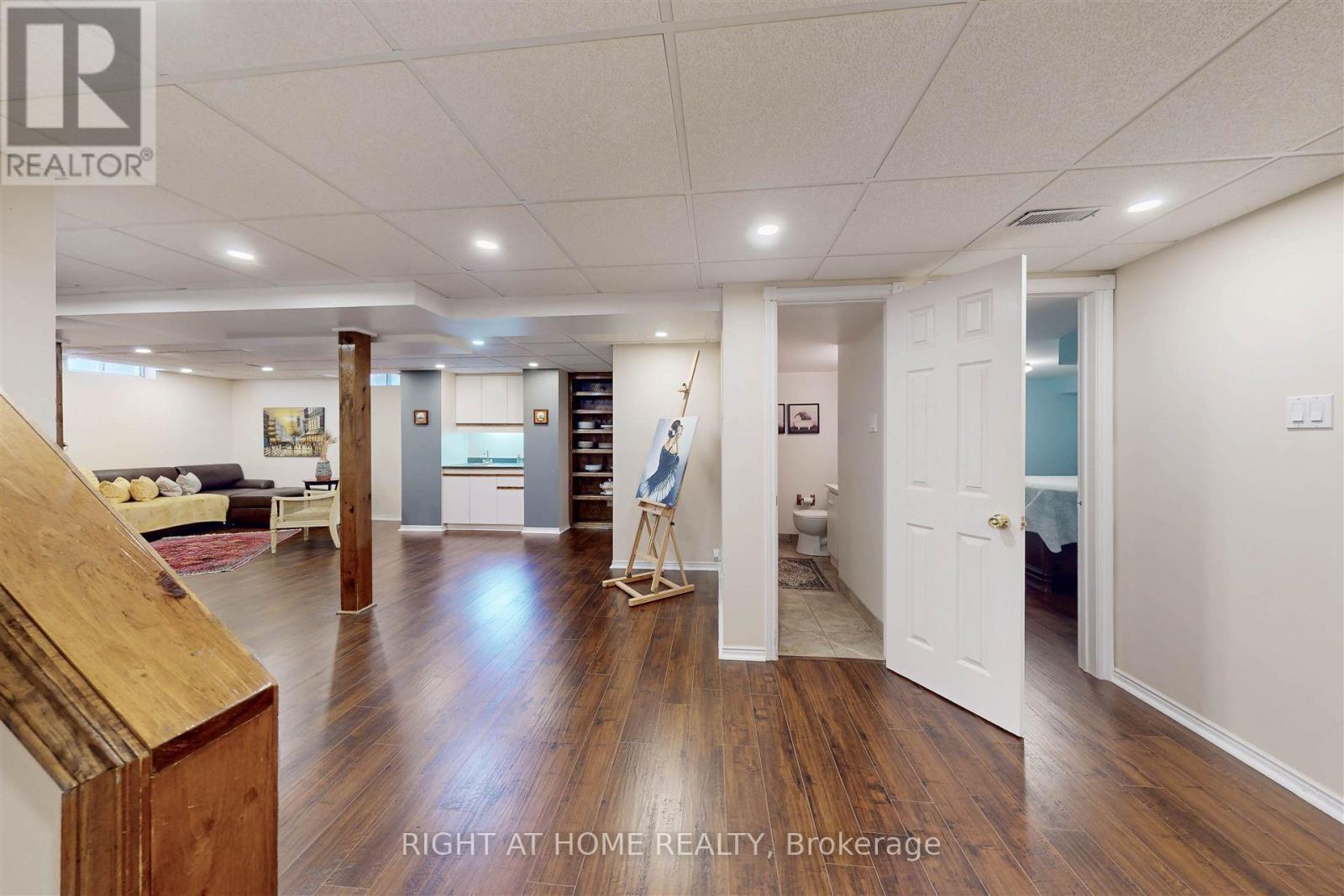 236 Mccaffrey Road, Newmarket, Ontario  L3X 1J3 - Photo 29 - N12898196