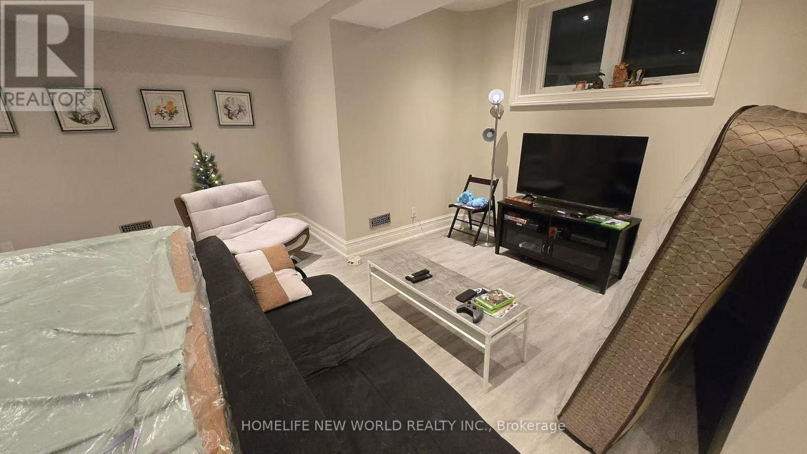 Bsmt - 19 Honeybourne Crescent, Markham, Ontario  L3P 1P4 - Photo 6 - N12898198