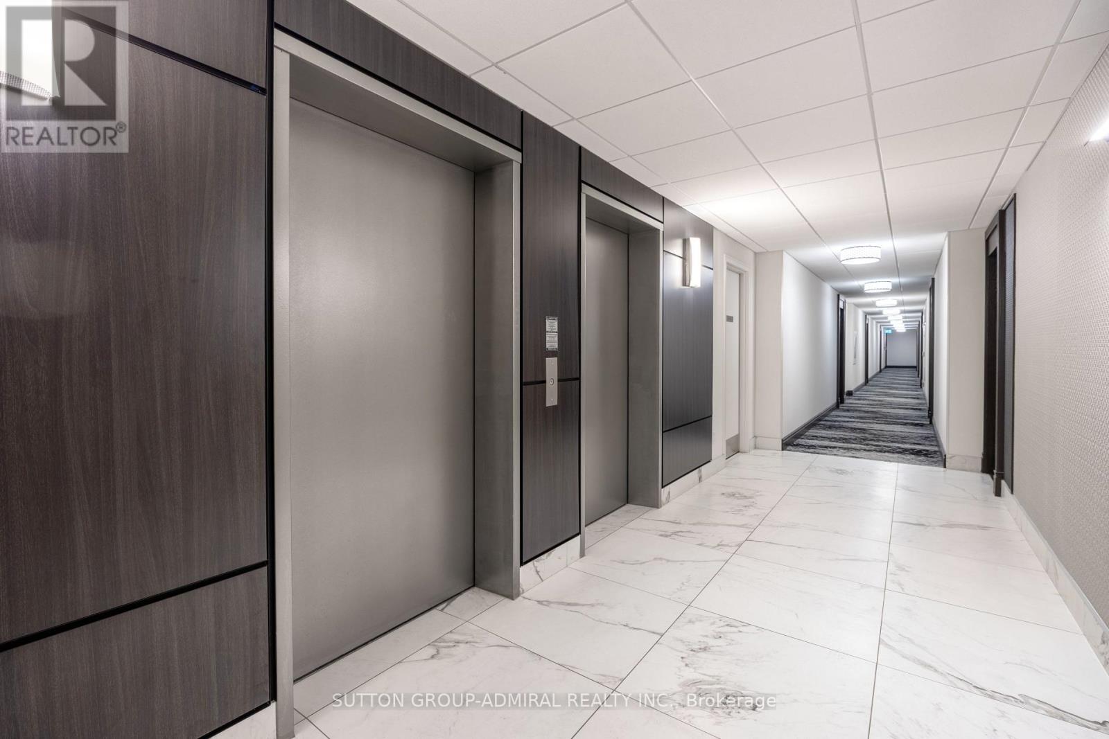 Ph18 - 3 Ellesmere Street, Richmond Hill, Ontario  L4B 4N2 - Photo 5 - N12898200