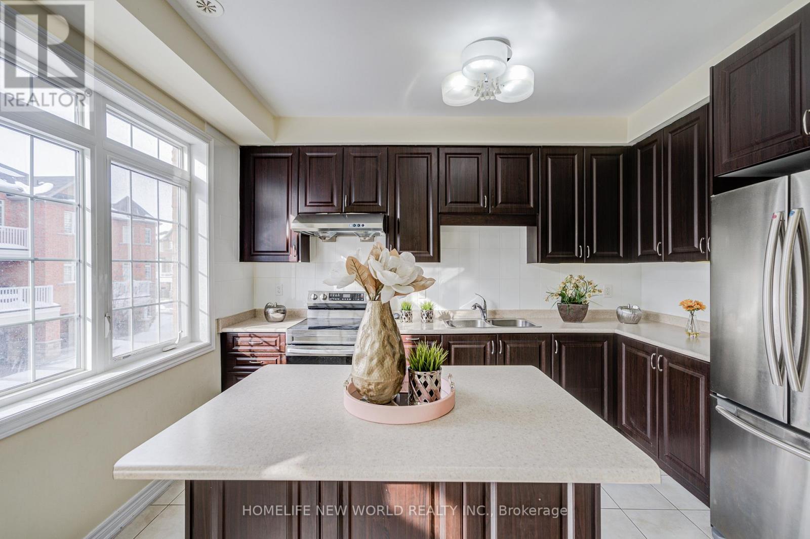 25 Spiv Grove Way, Markham, Ontario  L6E 0T6 - Photo 26 - N12898202