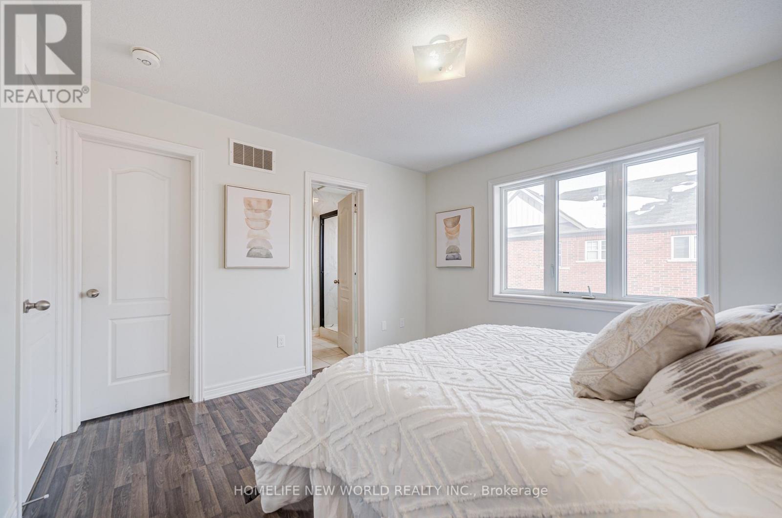 25 Spiv Grove Way, Markham, Ontario  L6E 0T6 - Photo 34 - N12898202