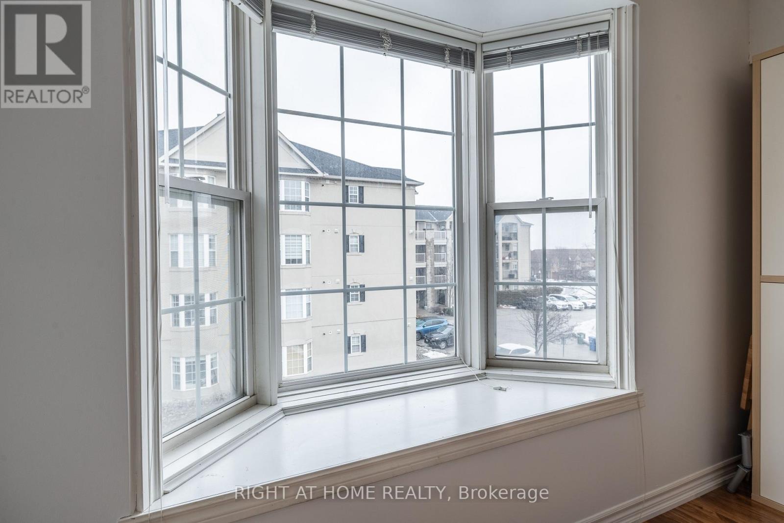 311 - 1441 Walker's Line, Burlington, Ontario  L7M 4P2 - Photo 14 - W12898188