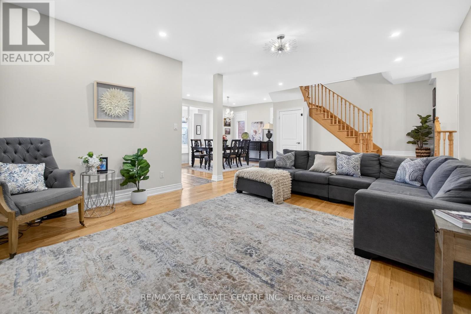 15 Provost Trail, Brampton, Ontario  L6Y 6E7 - Photo 9 - W12898192