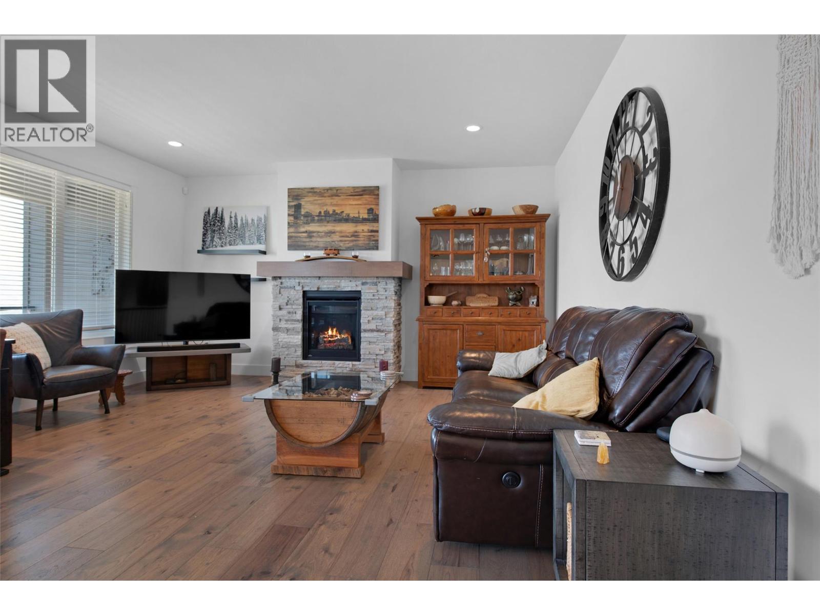 1664 Tower Ranch Drive, Kelowna, British Columbia  V1P 1T8 - Photo 9 - 10379716