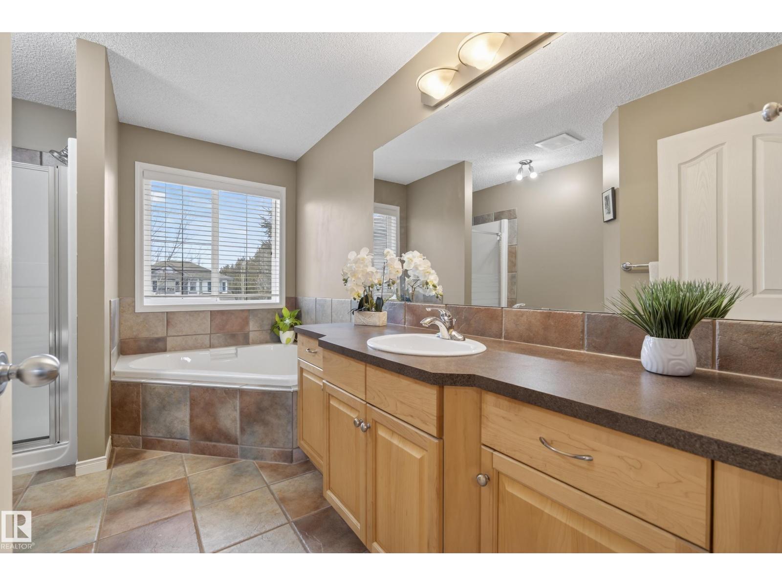 1119 Rutherford Cl Sw, Edmonton, Alberta  T6W 1H5 - Photo 23 - E4478109