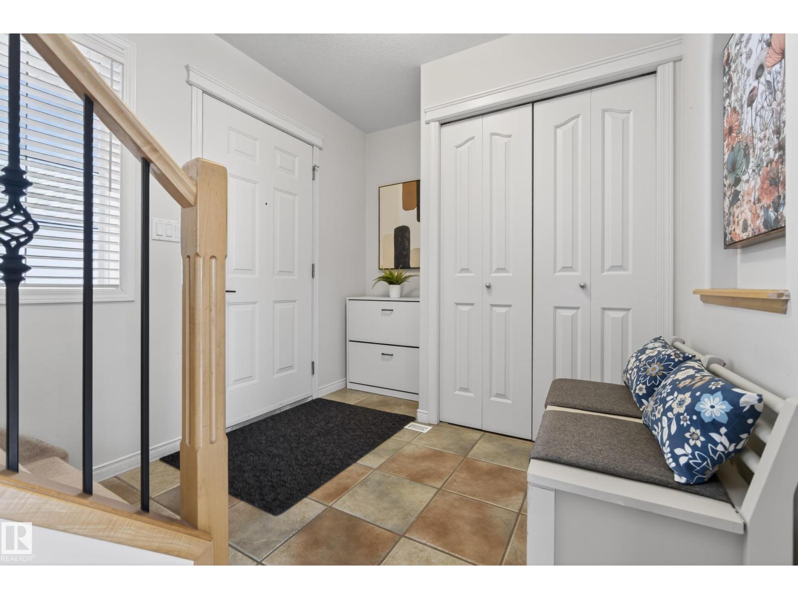 1119 Rutherford Cl Sw, Edmonton, Alberta  T6W 1H5 - Photo 3 - E4478109