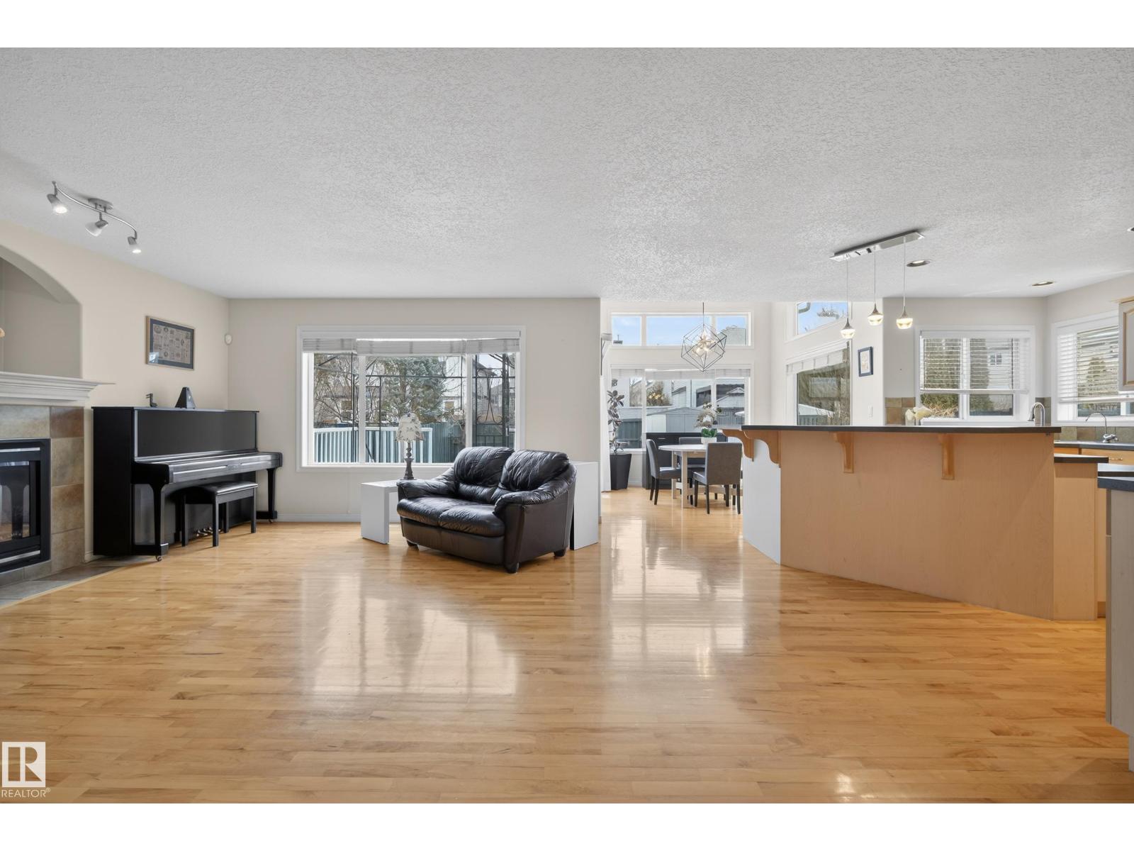 1119 Rutherford Cl Sw, Edmonton, Alberta  T6W 1H5 - Photo 5 - E4478109