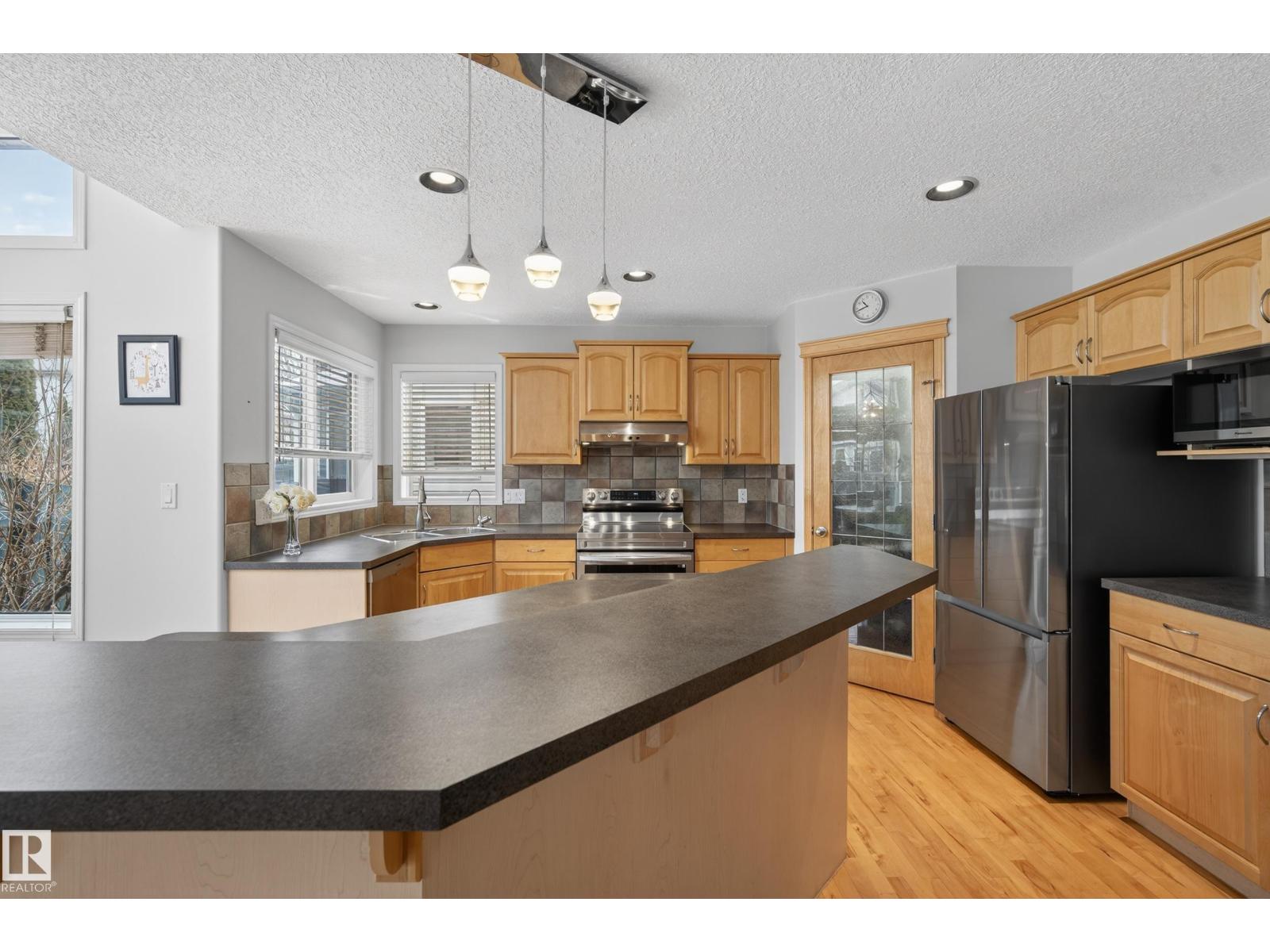 1119 Rutherford Cl Sw, Edmonton, Alberta  T6W 1H5 - Photo 6 - E4478109