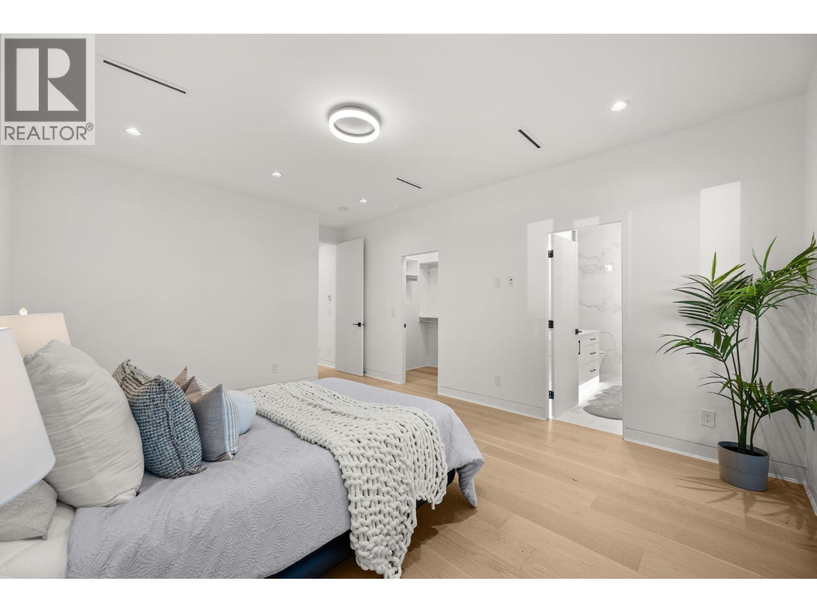 4346 Pender Street, Burnaby, British Columbia  V5C 2M6 - Photo 21 - R3082017