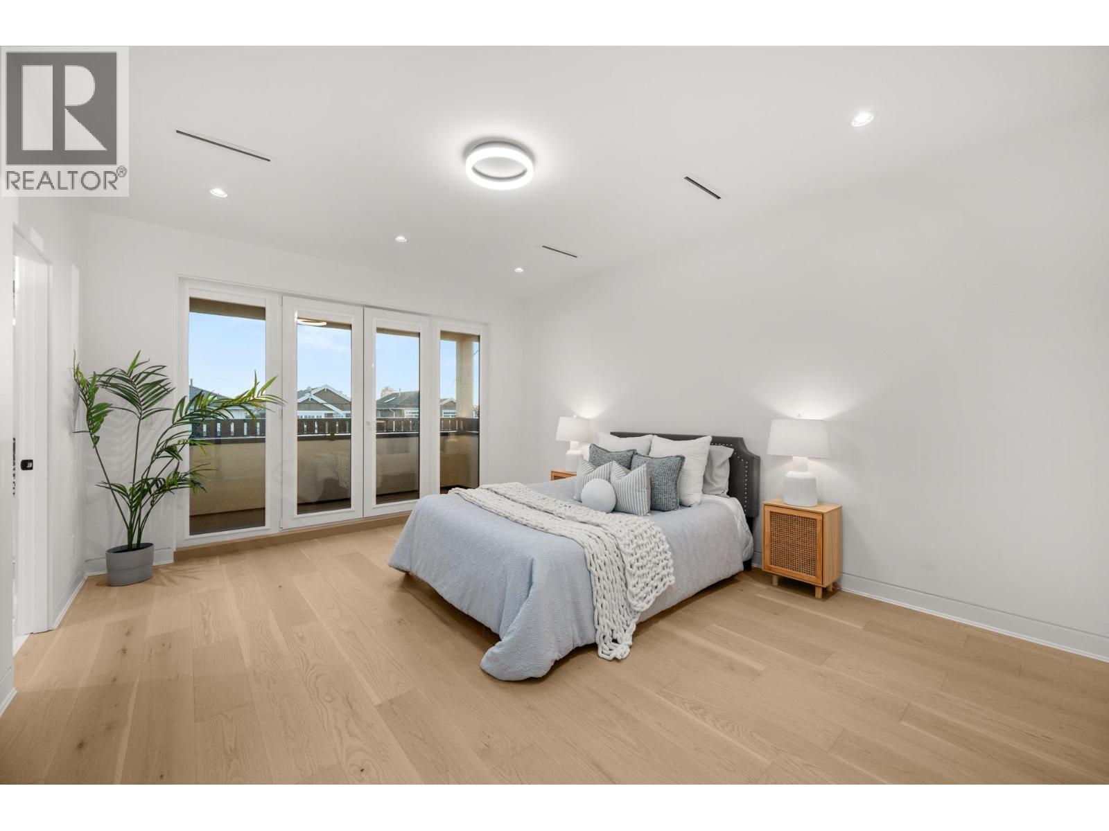 4346 Pender Street, Burnaby, British Columbia  V5C 2M6 - Photo 20 - R3082017