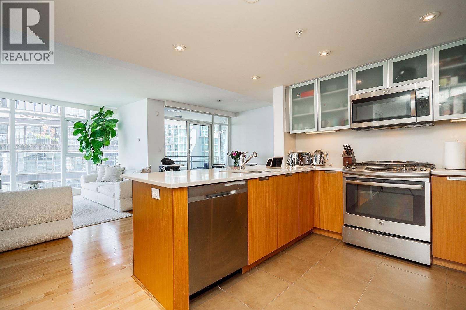 1904 1205 W Hastings Street, Vancouver, British Columbia  V6E 4T7 - Photo 13 - R3089070