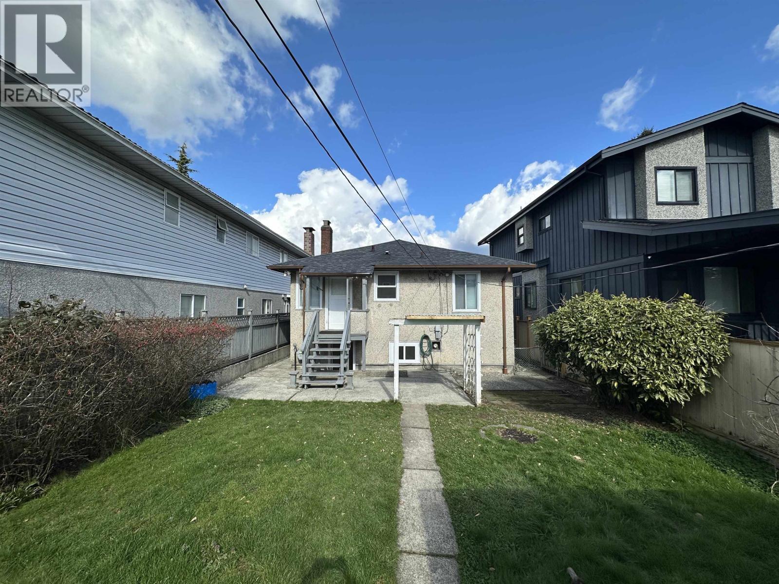 4472 Triumph Street, Burnaby, British Columbia  V5C 1Z9 - Photo 33 - R3101284