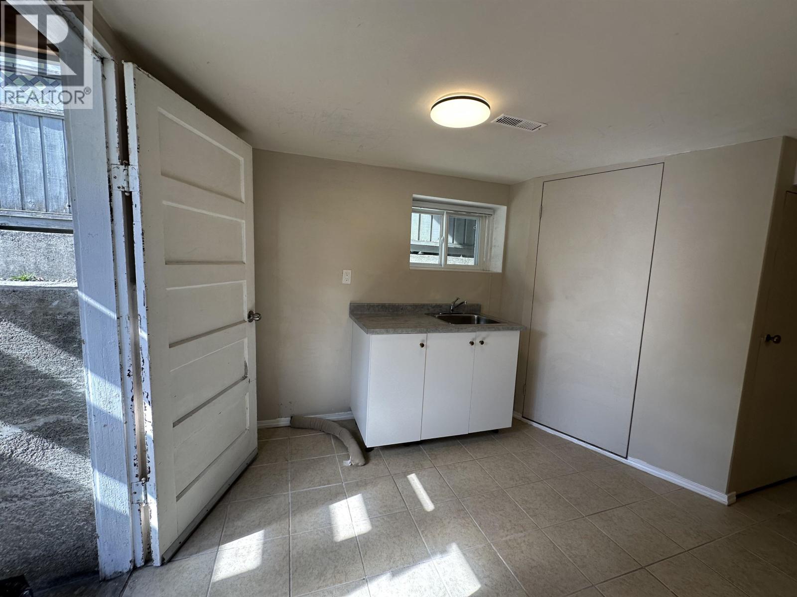 4472 Triumph Street, Burnaby, British Columbia  V5C 1Z9 - Photo 18 - R3101284