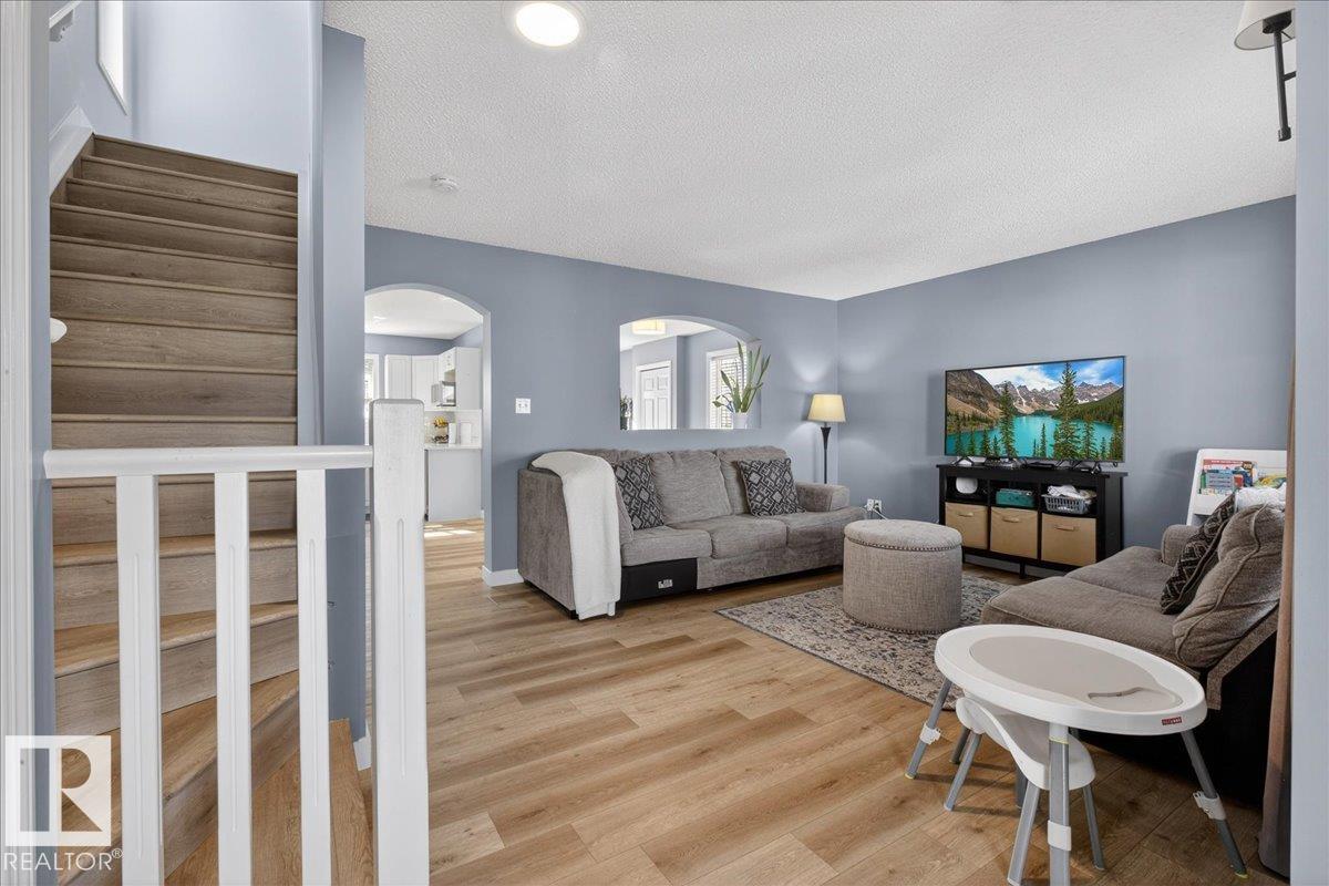 20219 54 Av Nw, Edmonton, Alberta  T6M 2W6 - Photo 10 - E4478079