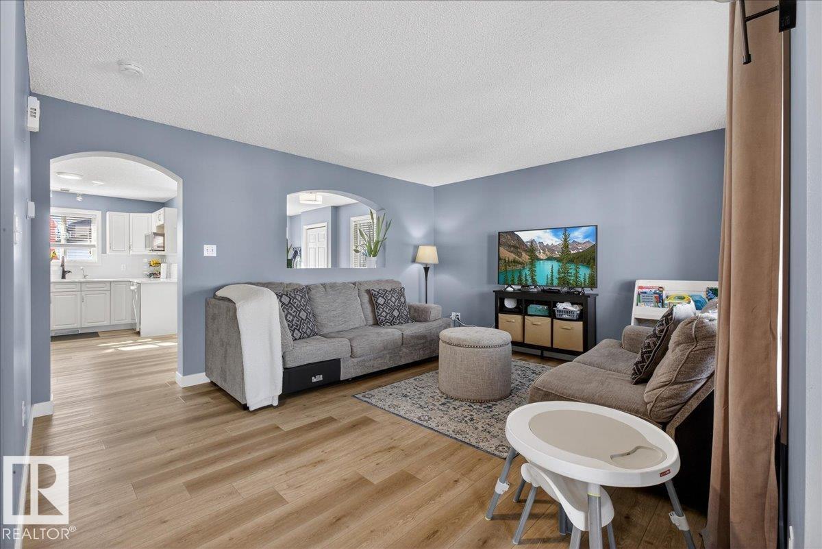 20219 54 Av Nw, Edmonton, Alberta  T6M 2W6 - Photo 11 - E4478079