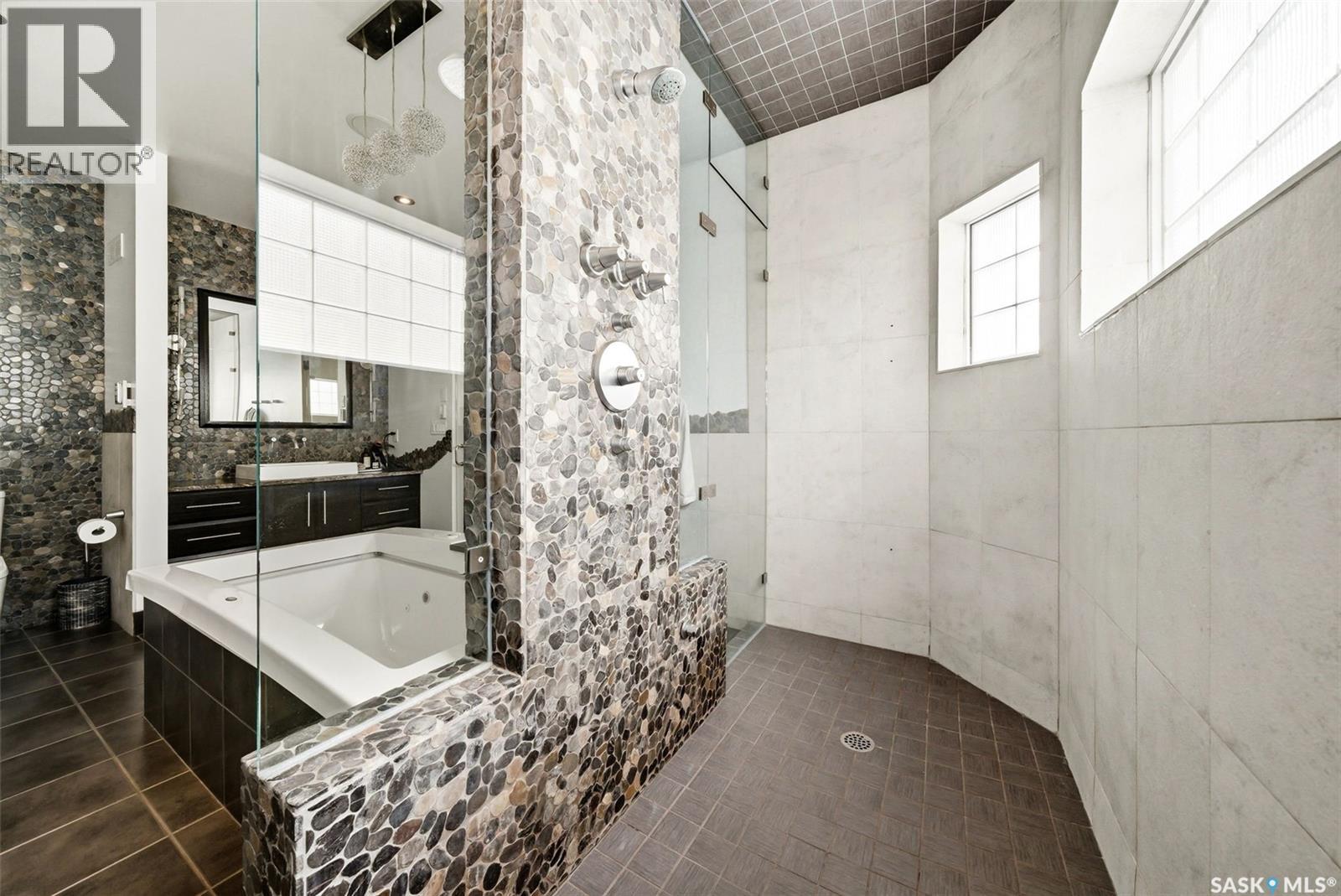 3606 Selinger Crescent, Regina, Saskatchewan  S4V 2H6 - Photo 35 - SK030503