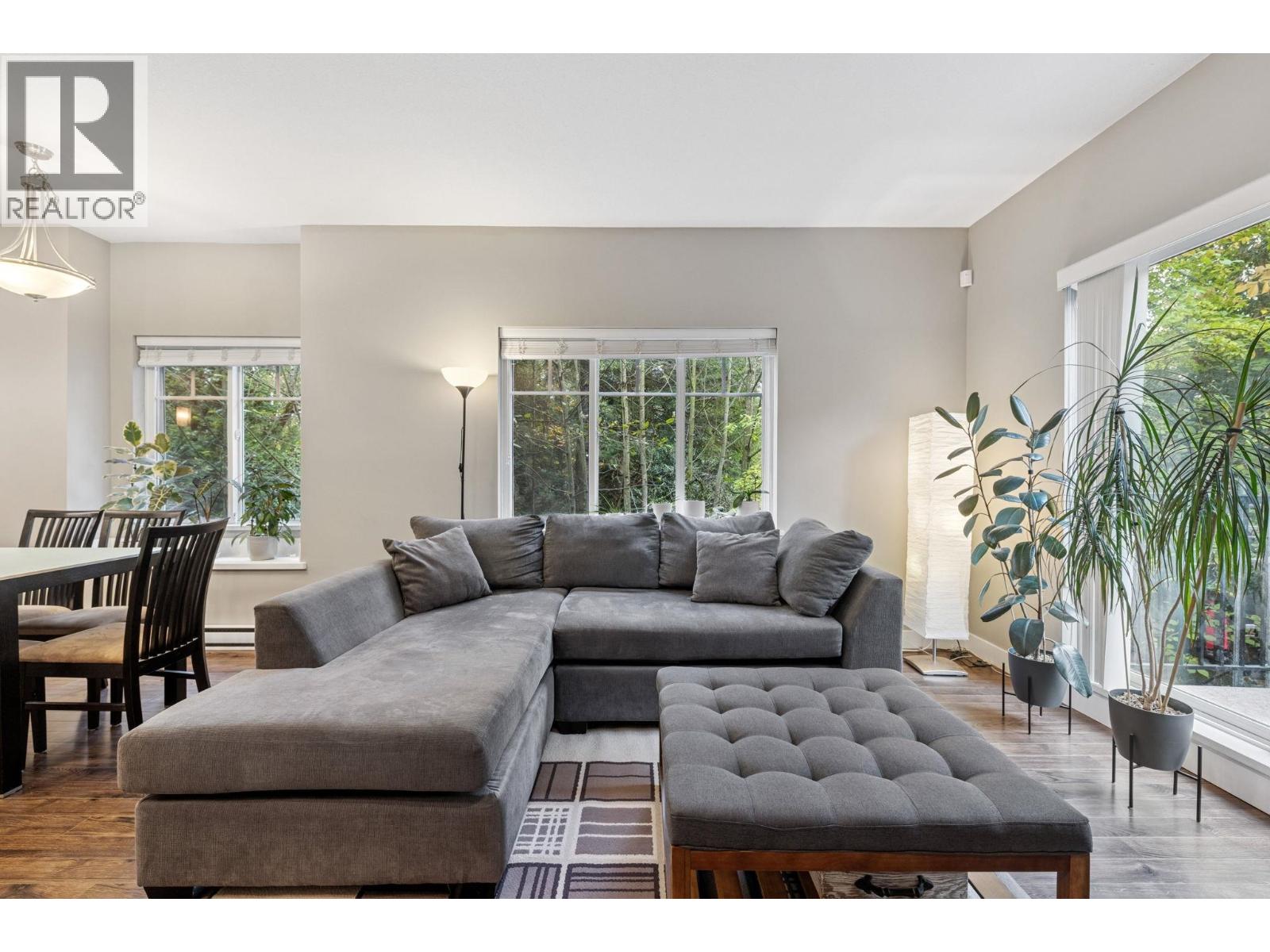 207 3888 Norfolk Street, Burnaby, British Columbia  V5G 1E5 - Photo 1 - R3101445