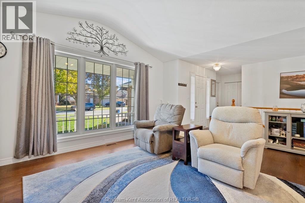 135 Garden Path, Chatham, Ontario  N7L 5M3 - Photo 4 - 26002322