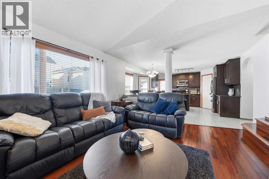 263 Coral Keys Drive Ne, Calgary, Alberta  T3J 3K5 - Photo 11 - A2288400