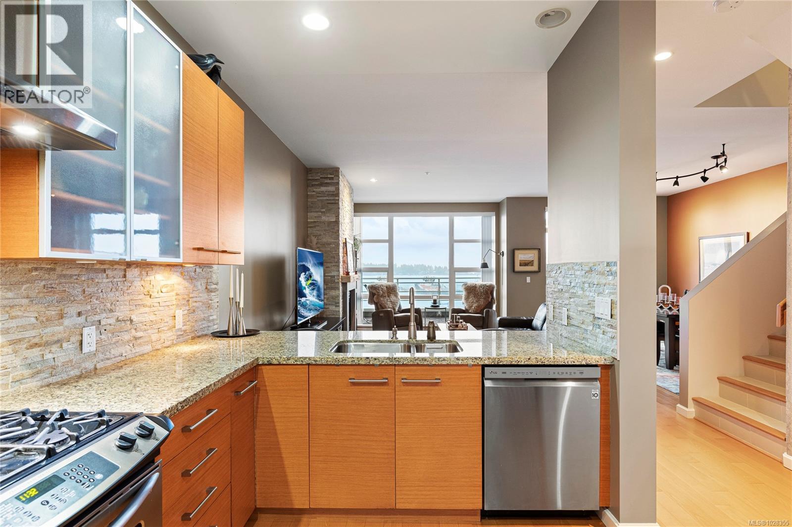 Th15 38 Front St, Nanaimo, British Columbia  V9R 0B8 - Photo 20 - 1028355